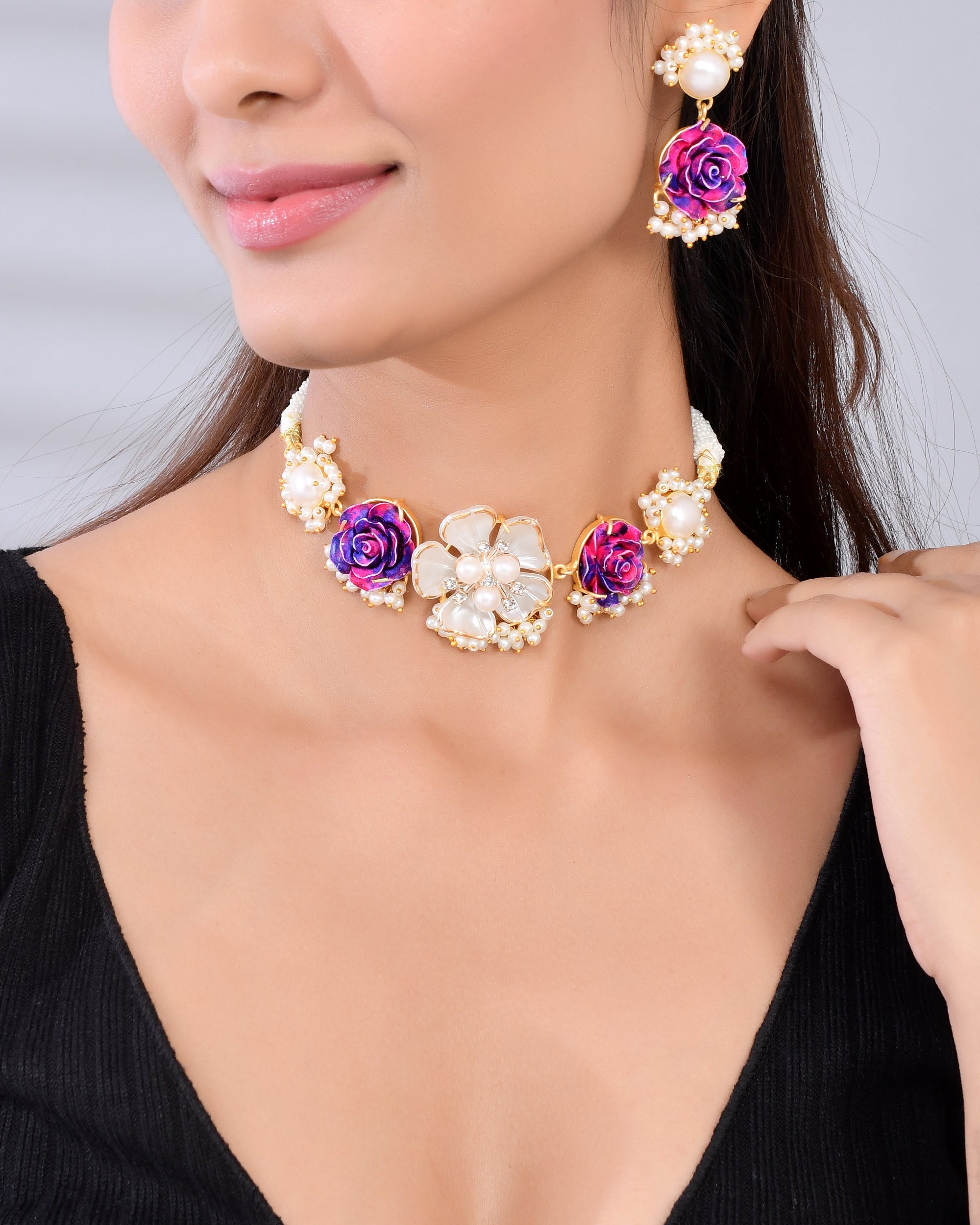 JASHN ULFAT NECKLACE